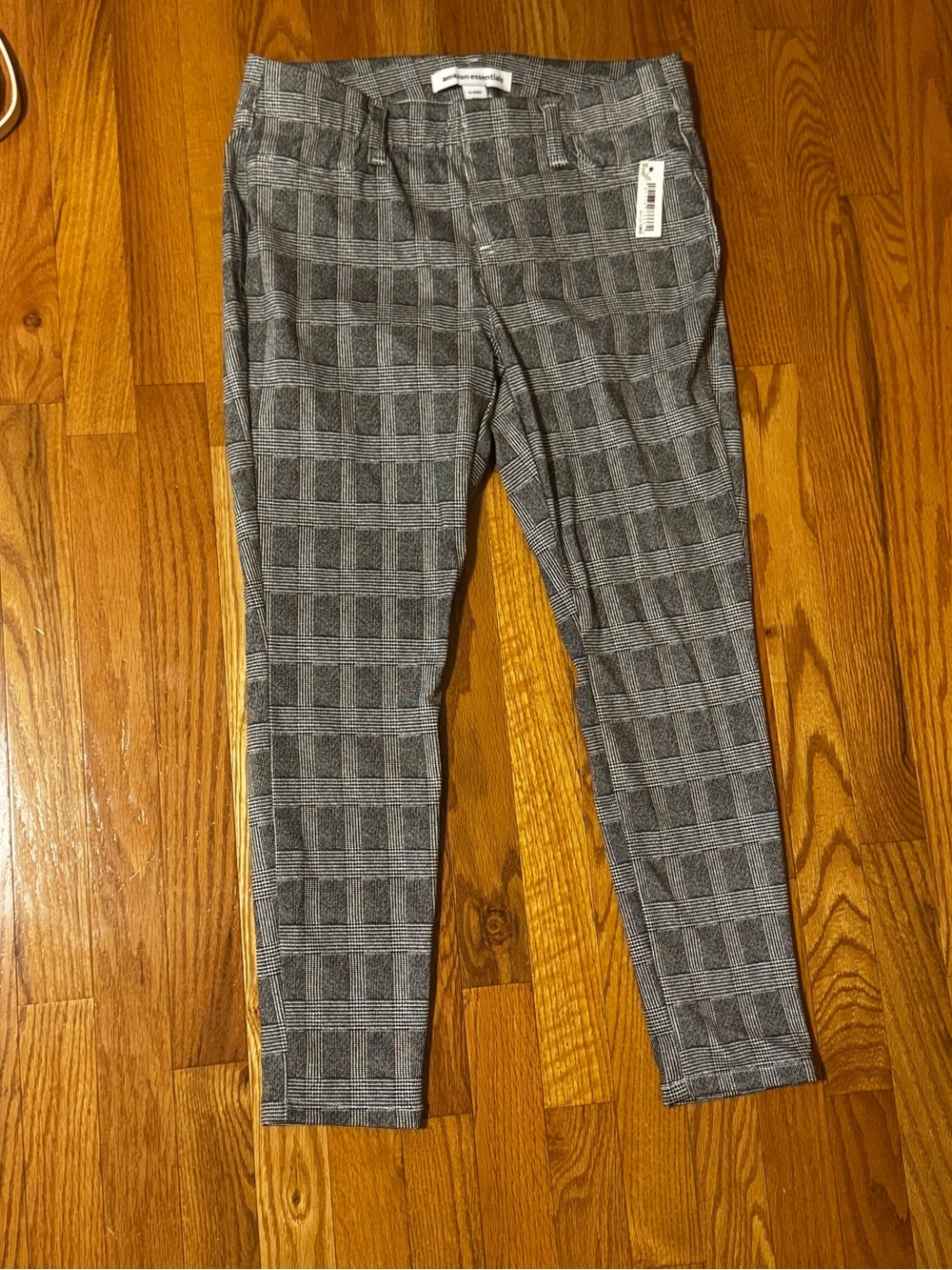 NWT Amazon Essentials Plaid Stretch Ankle Pants - Black & Gray